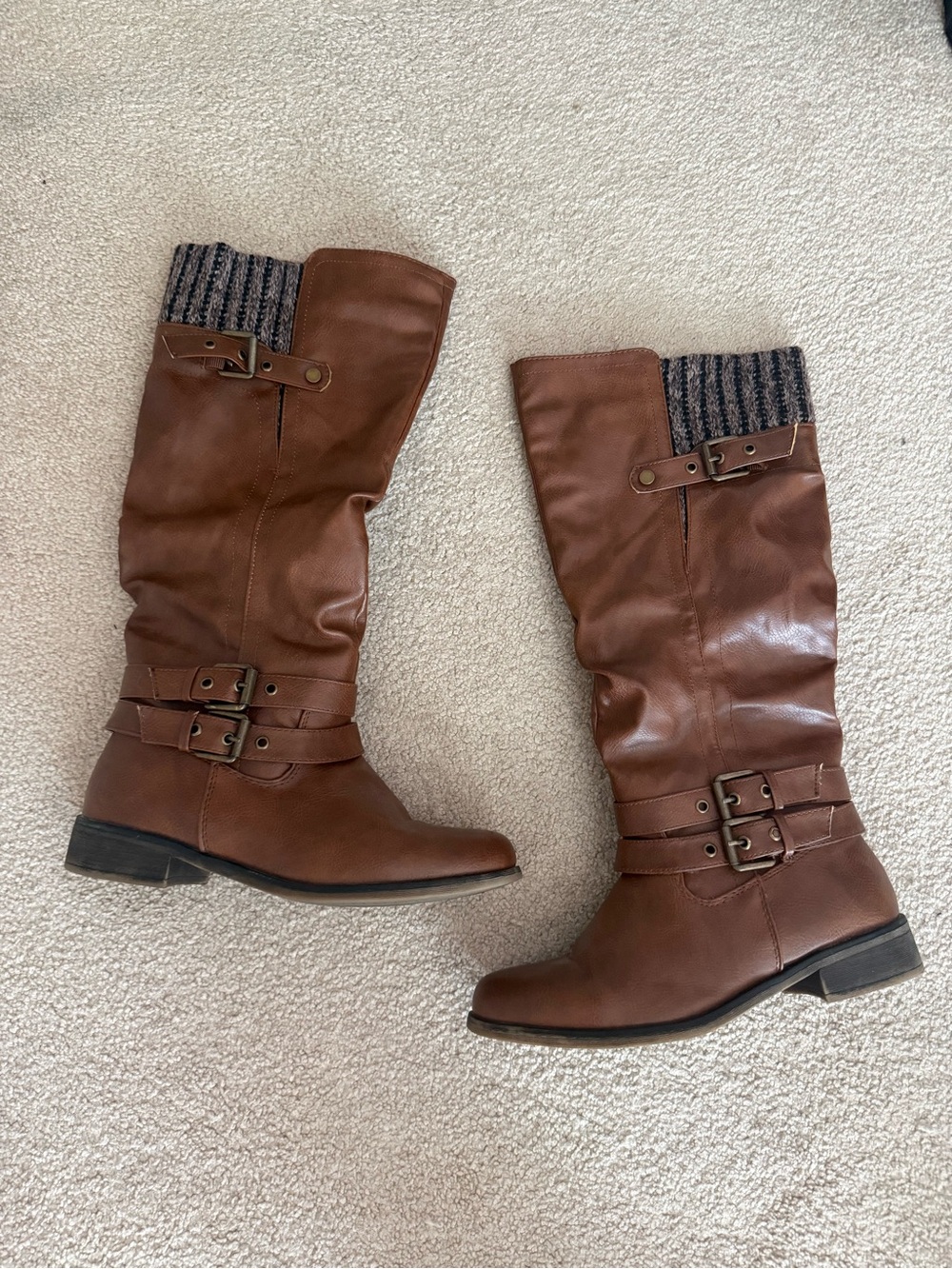 Women's Brown Knee-High Buckle Riding Boots
